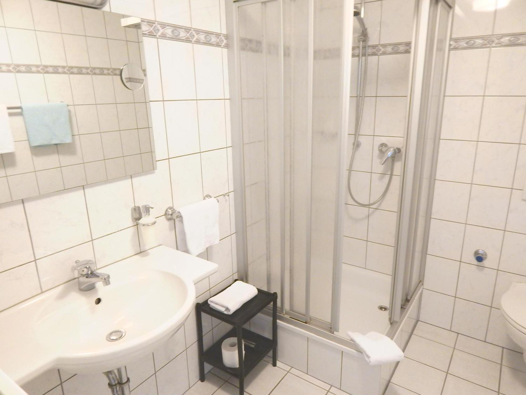 Hotel Garni Am Brunnenplatz Герольштайн Экстерьер фото