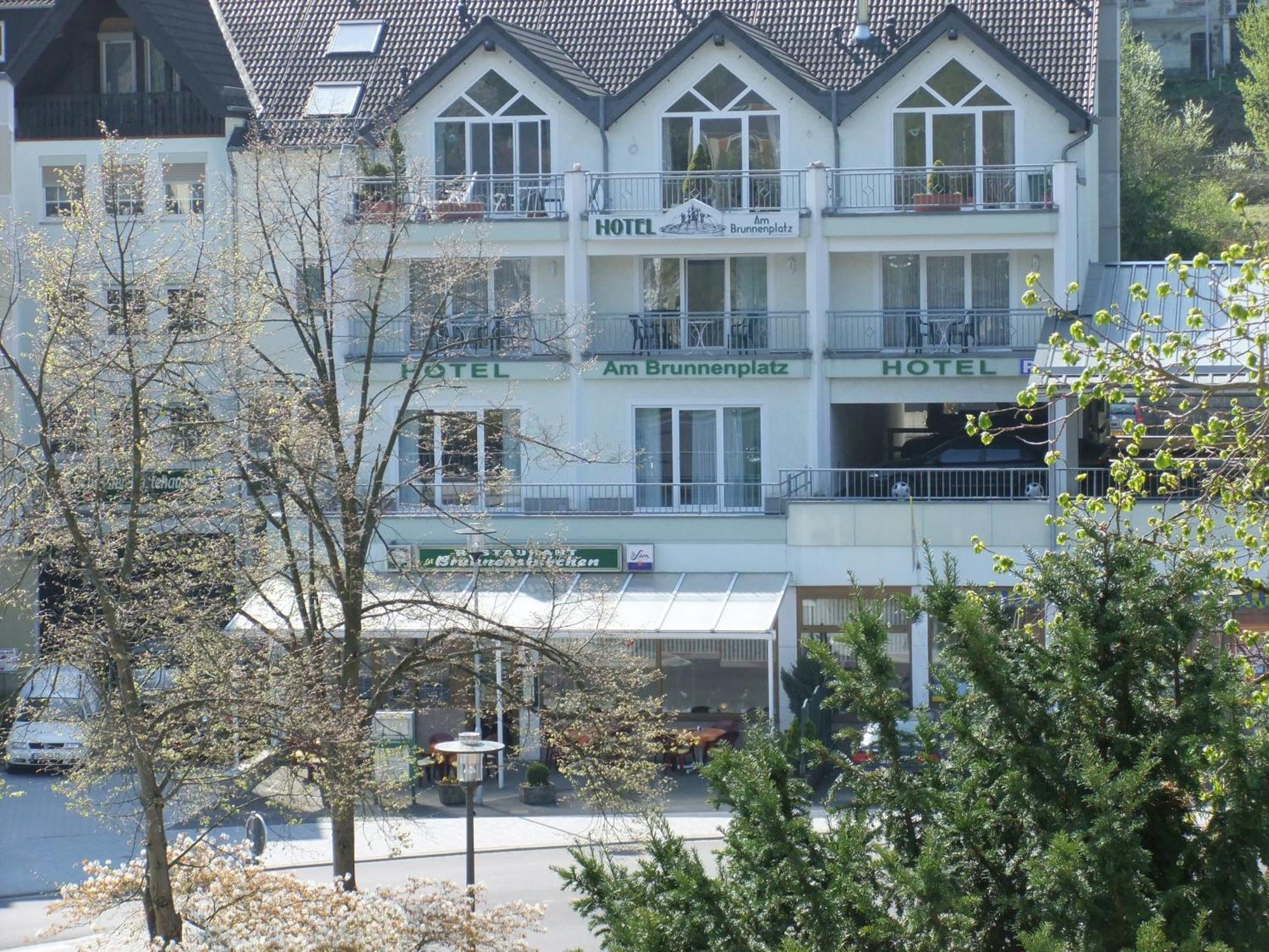 Hotel Garni Am Brunnenplatz Герольштайн Экстерьер фото